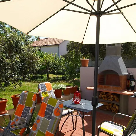 Apartment Mlasina.5 Nin