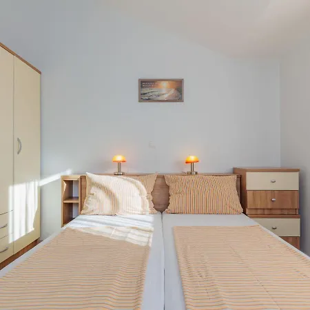 Mlasina.5 Apartment *