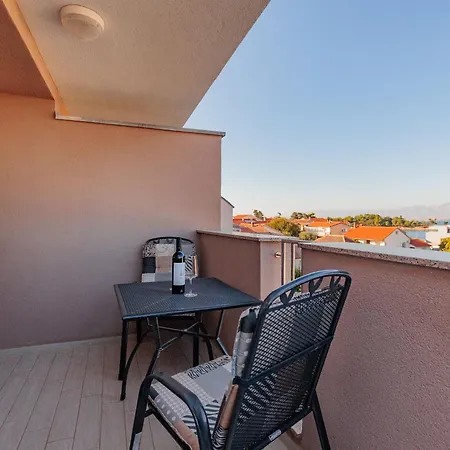 Apartment Mlasina.5 *