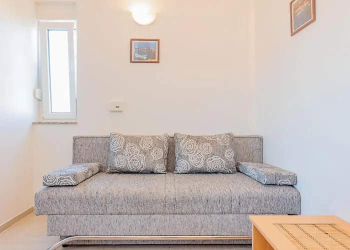 Mlasina-5 By Interhome *