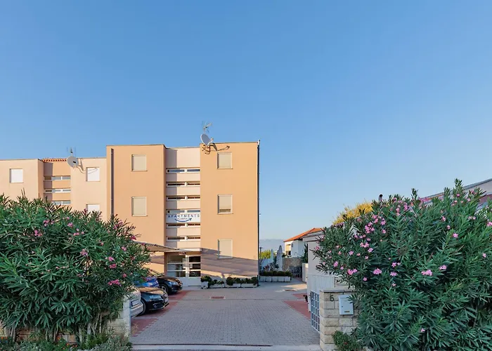 Mlasina-5 By Interhome *