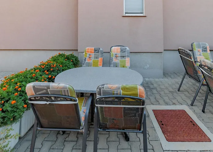 Mlasina-5 By Interhome *